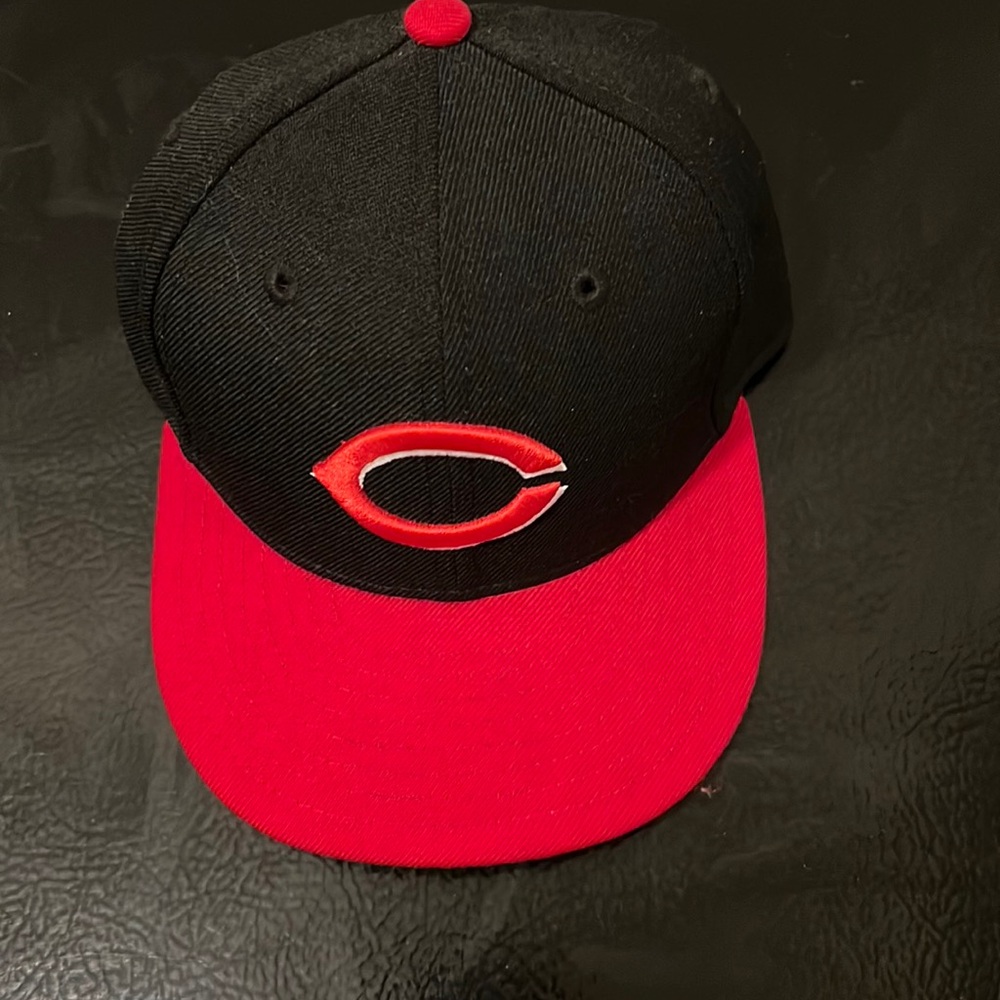 Like New Kids Fitted Chicago Bears New Era Hat Size 6 3/8